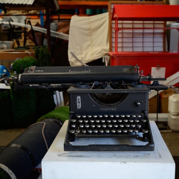 Vintage Typewriter - Assorted - Image 4