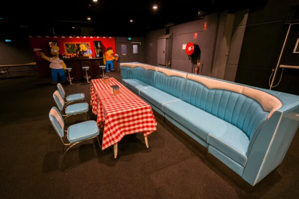 Large Diner Booth Section w/ Curve - Blue